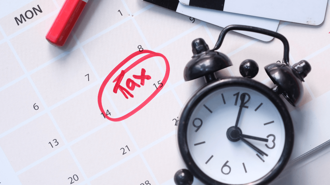 Tax deadline in the calendar